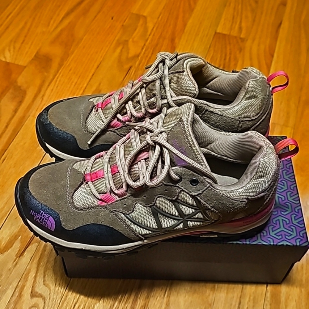 North Face hike shoes